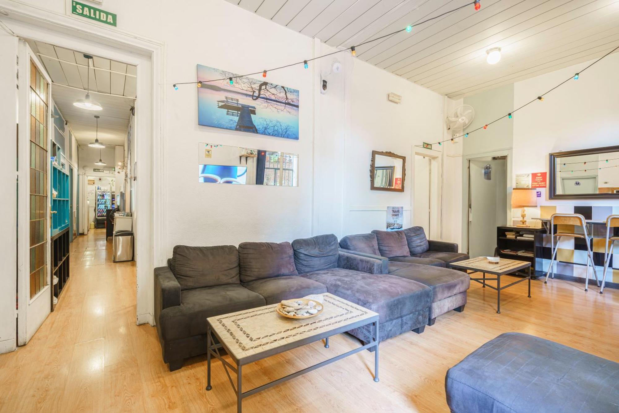 Casa Barcelo Hostel Barcelona — Photos 1